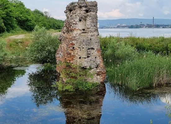 romania/drobeta-turnu-severin/landmark/trajan-s-bridge-south-bank