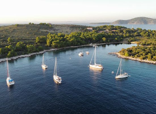 croatia/hvar/landmark/pelorus-bay