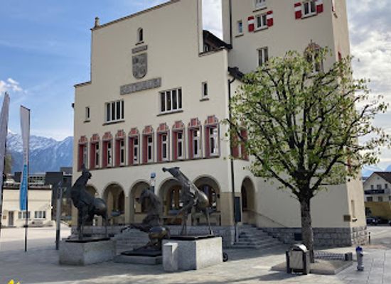 liechtenstein/schaan/landmark/tre-cavalli