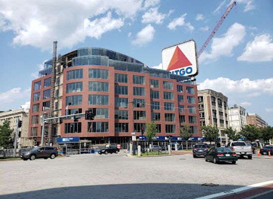 massachusetts/boston/fenway-kenmore/landmark/kenmore-square