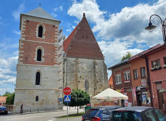 poland/wiślica/landmark/rynek-miejski-w-wislicy