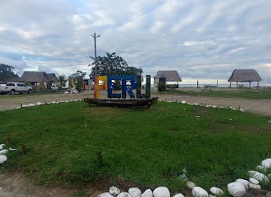 honduras/la-ceiba/landmark/playa-de-peru