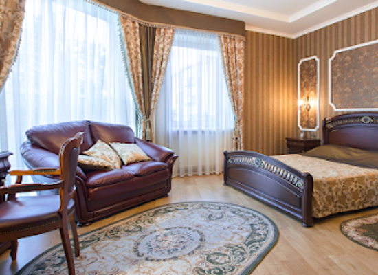 ukraine/kremenchuk/landmark/hotel-helicopter