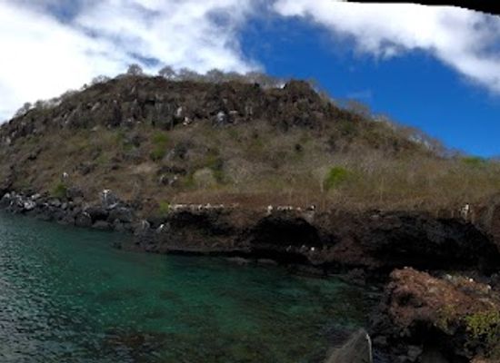 ecuador/galapagos-islands/landmark/playa-baquerizo