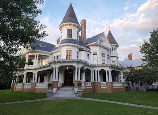 north-carolina/crystal-coast/landmark/blades-house