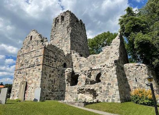 sweden/uppsala/landmark/st-olof-church-ruins