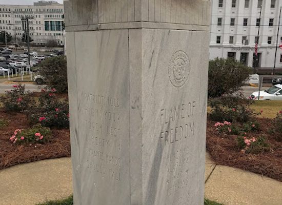 alabama/montgomery/landmark/flame-of-freedom