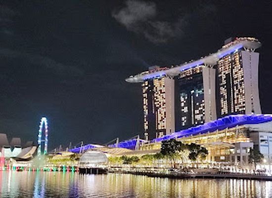singapore/marina-bay/marina-centre/landmark/marina-bay-waterfront-promenade