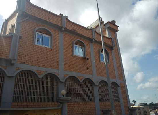 cameroon/bafoussam/landmark/hotel-golden-center-bafoussam
