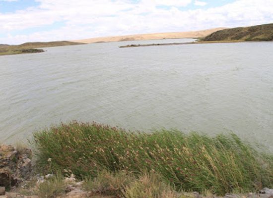 mongolia/uvs-lake-basin/landmark/bayan-lake