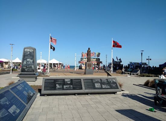 virginia/hampton-roads/landmark/naval-aviation-monument-park