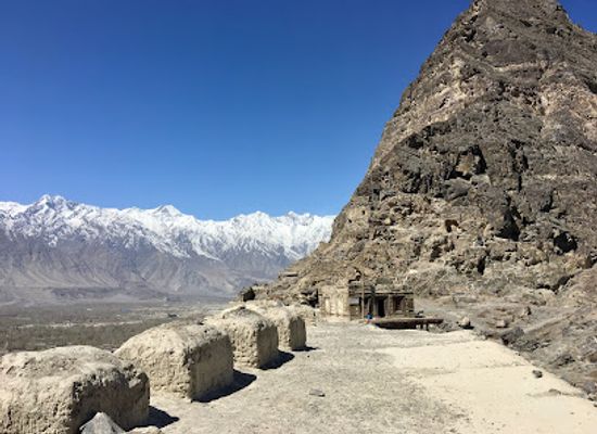 pakistan/k2-base-camp/landmark/kharphocho-fort