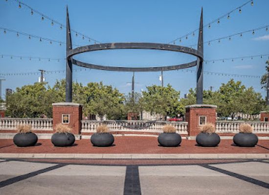 texas/fort-worth/landmark/evans-plaza