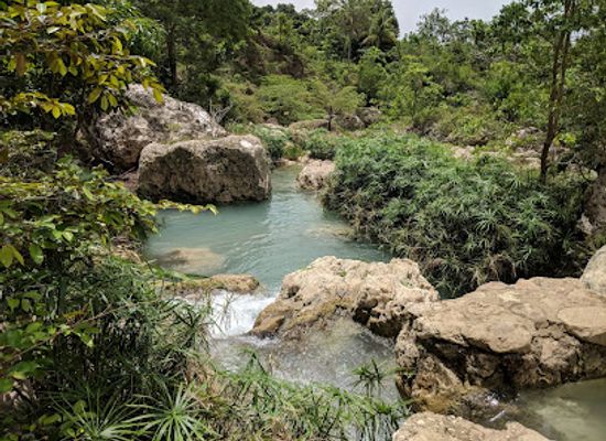 haiti/centre/landmark/bassin-bleu