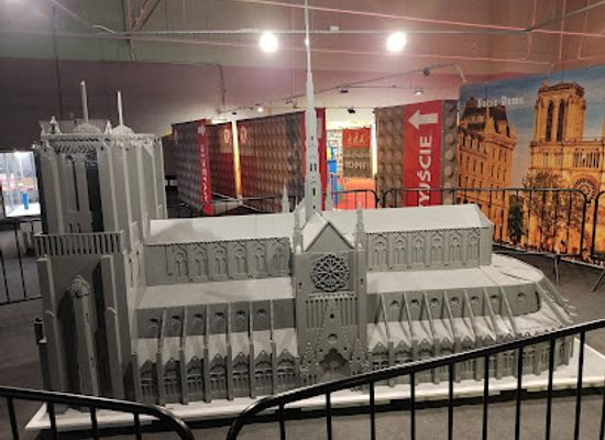 poland/gliwice/landmark/wystawa-budowli-z-klockow-lego-gliwice