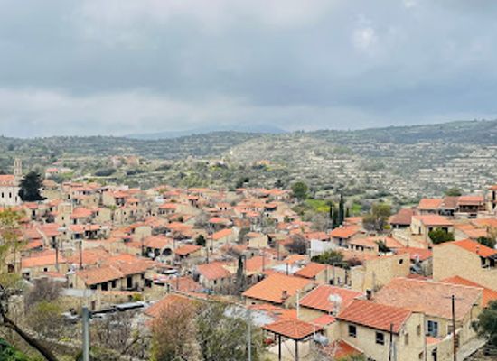 cyprus/kokkinochoria-red-soil-villages/landmark/lofou-village