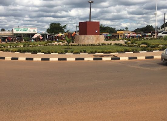 zambia/solwezi/landmark/kyawama-market