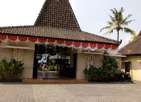 indonesia/yogyakarta/landmark/ramayana-ballet-purawisata
