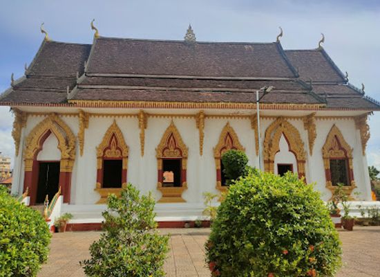 laos/phakse-province/landmark/wat-luang