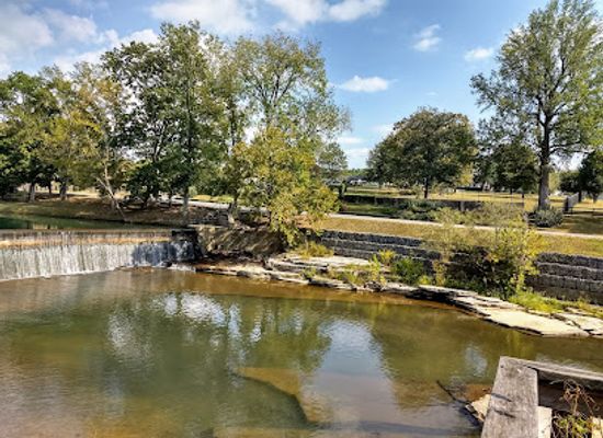 tennessee/duck-river-valley/landmark/loretta-lynn-s-ranch-tours-museum-events-concerts