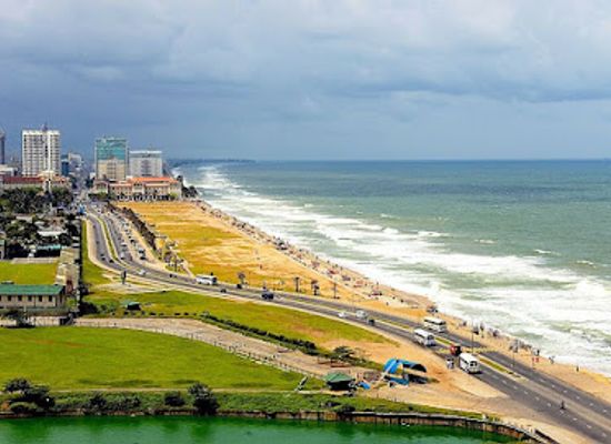 sri-lanka/colombo/fort/landmark/galle-face-green