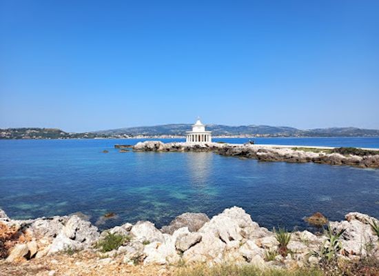 greece/kefalonia/landmark/saint-theodore-lighthouse