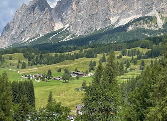 italy/cortina-d-ampezzo/landmark/sanbrite