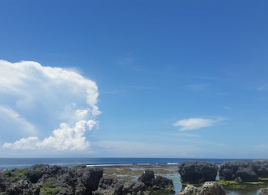philippines/ilocos-region/landmark/pangil-coral-rock-formation