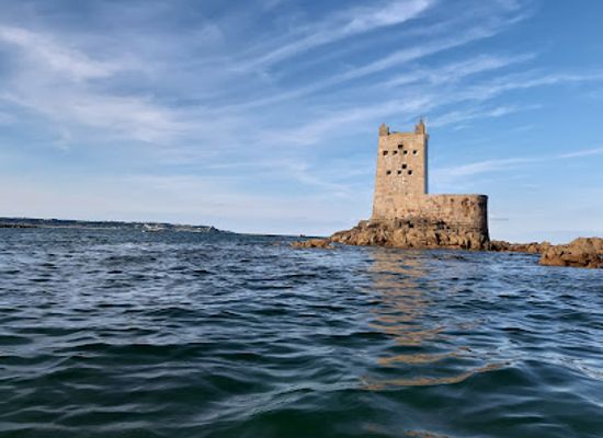 jersey/la-rocque-harbour/landmark/tower-1-la-rocque