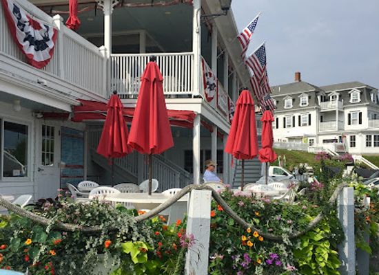 rhode-island/block-island/landmark/old-harbor-historic-district