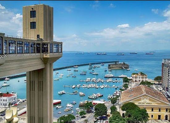 brazil/planalto-meridional/landmark/elevador-lacerda