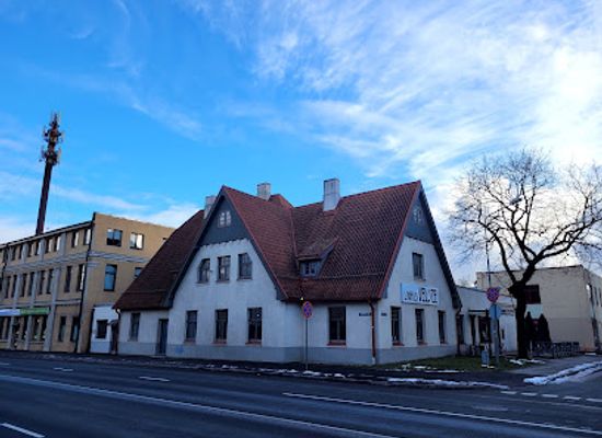 latvia/kurzeme/landmark/lokals-veldze