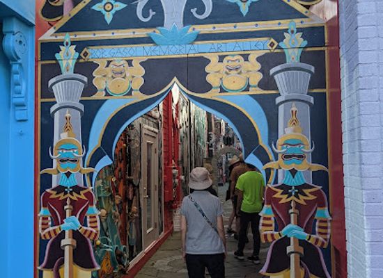 massachusetts/provincetown/landmark/bob-gasoi-memorial-art-alley