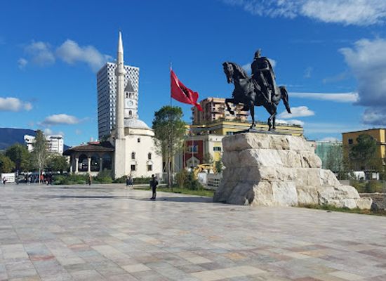 albania/librazhd/landmark/palace-of-culture