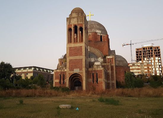 kosovo/shtime/landmark/newborn-monument