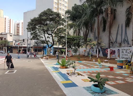 brazil/sao-paulo/landmark/praca-chao-de-giz