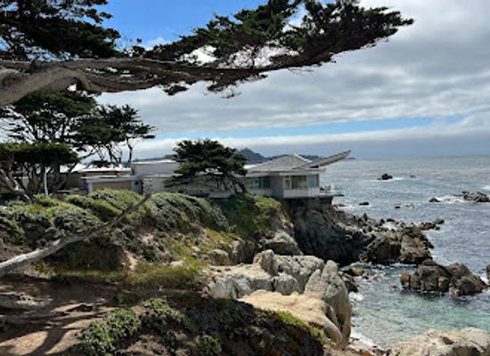 california/salinas-valley/landmark/butterfly-house