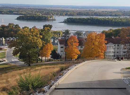 illinois/great-river-road/landmark/illinois-river-and-mississippi-river