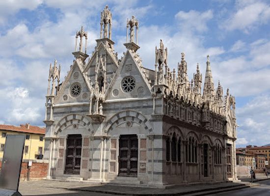italy/pisa/landmark/chiesa-di-santa-maria-della-spina