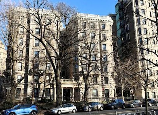 connecticut/greenwich/landmark/riverside-dr