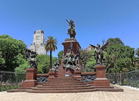 argentina/buenos-aires/landmark/plaza-general-san-martin