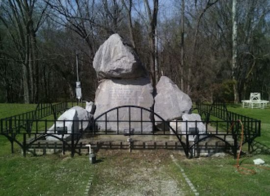 alabama/hill-country/landmark/edmund-pettus-bridge