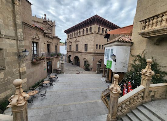 spain/barcelona/poble-sec/landmark/poble-espanyol