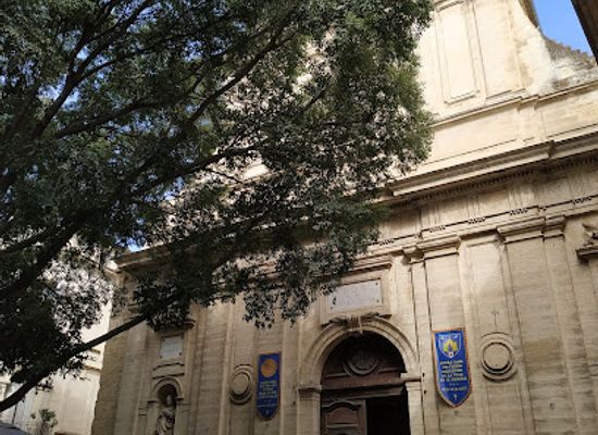 france/languedoc/landmark/notre-dame-des-tables-church