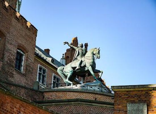 poland/krakow/landmark/tadeusz-kosciuszko-monument