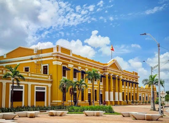 colombia/barranquilla/villa-santos/landmark/plaza-de-la-aduana