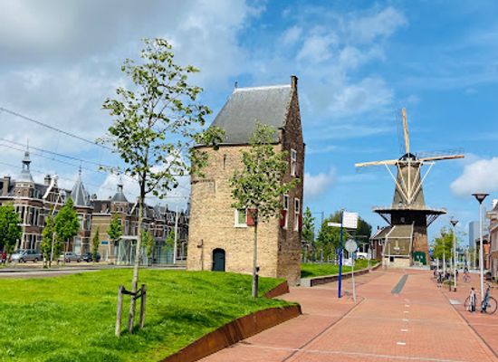 netherlands/delft/landmark/delft-windmill-de-roos