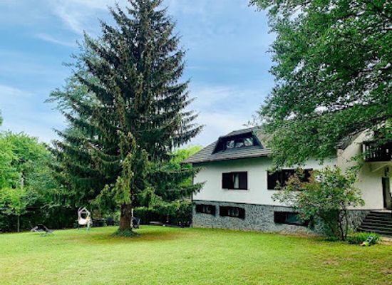 croatia/lika/landmark/villa-mukinja