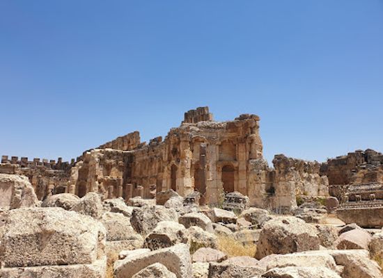 lebanon/baalbek/landmark/temple-of-jupiter
