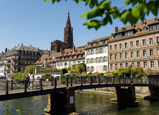 france/strasbourg/landmark/office-de-tourisme-strasbourg-et-sa-region